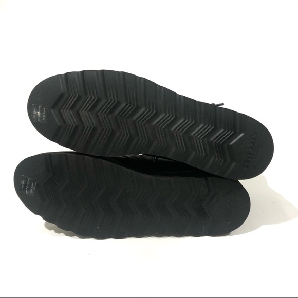 Cole Haan Nantucket Rugged Waterproof Hiker Black Wool Leather Boots Sz 7.5 - Picture 9 of 9